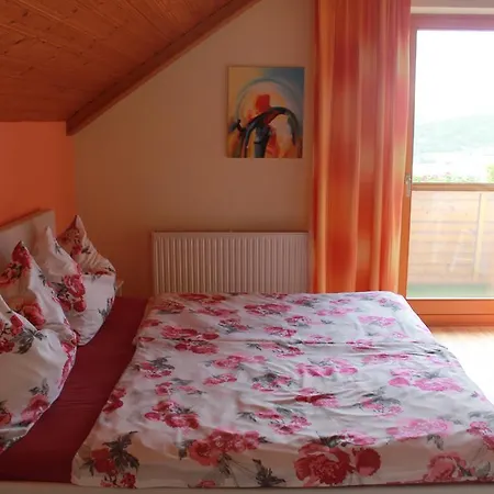 Appartement Haus Zur Sonne à Sankt Urban Extérieur photo